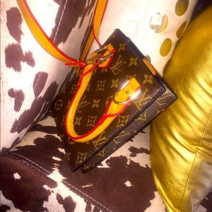 Louis Vuitton Petit Sac Plait